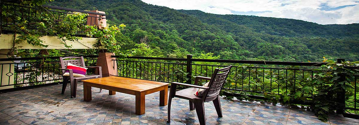 Luxury Room Saalvan Resort Corbett National Park